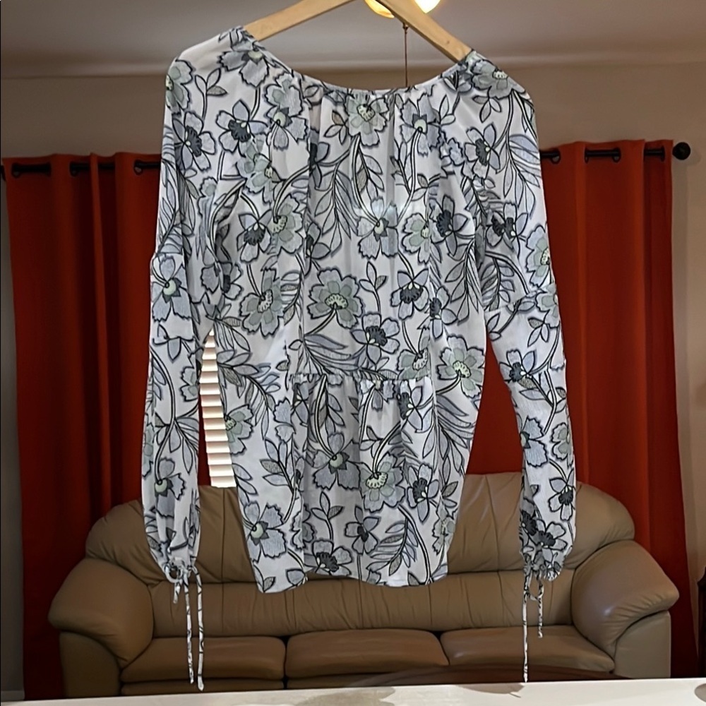 Princess Vera Wang Blue Floral Print Women's Top Size XS - Picture 3 of 6
